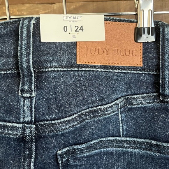 Judy Blue Dark Wash Ankle Jeans - Picture 2 of 3